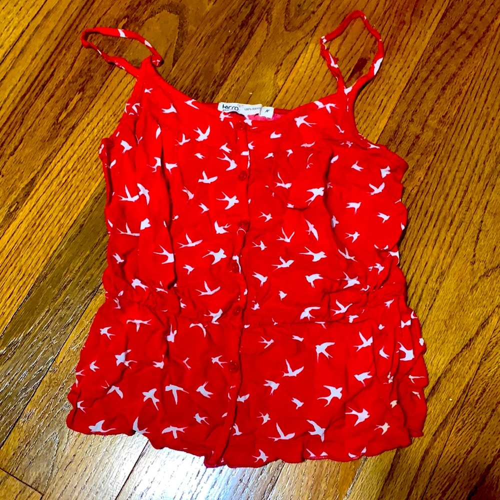 red cropped tank top